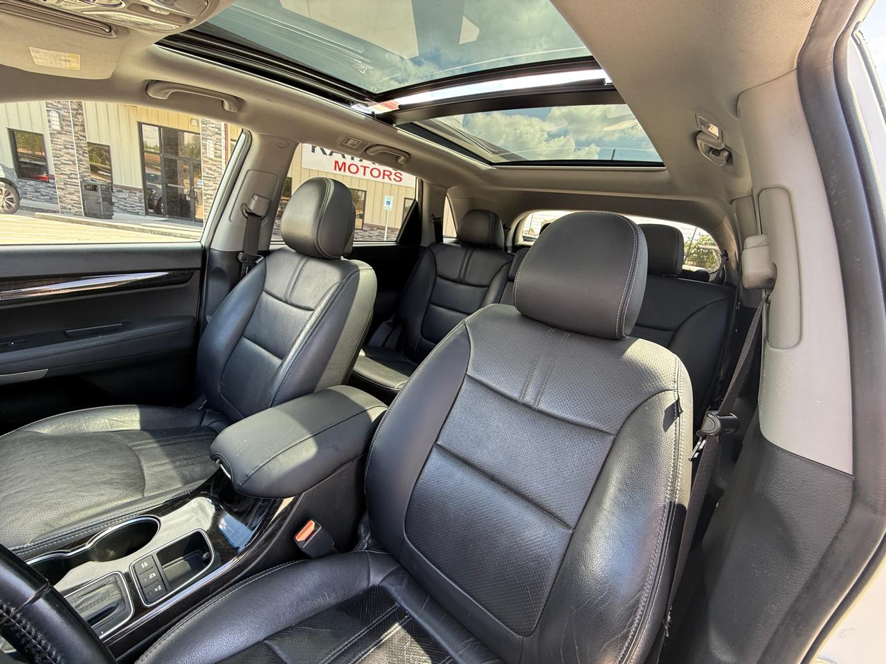 Kia Sorento SX V6 FWD 2015