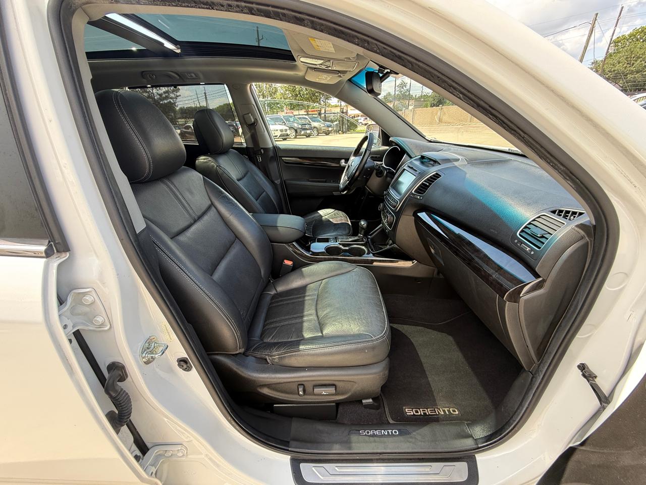 Kia Sorento SX V6 FWD 2015