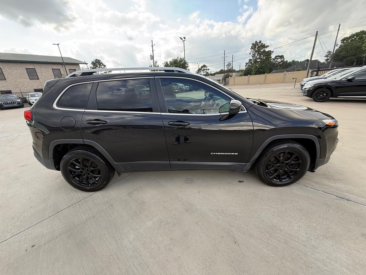 Jeep Cherokee Latitude Plus FWD 2018