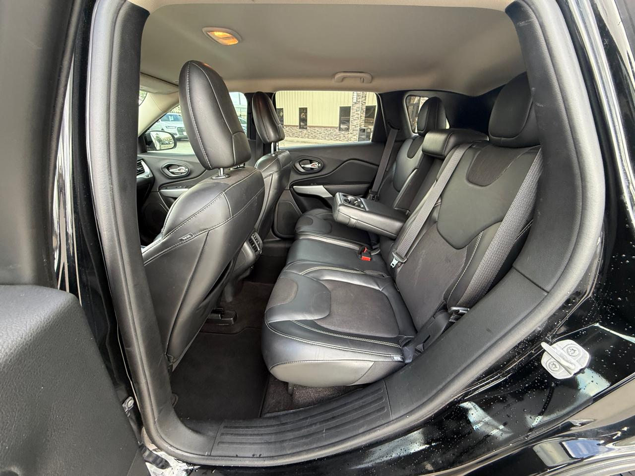 Jeep Cherokee Latitude Plus FWD 2018