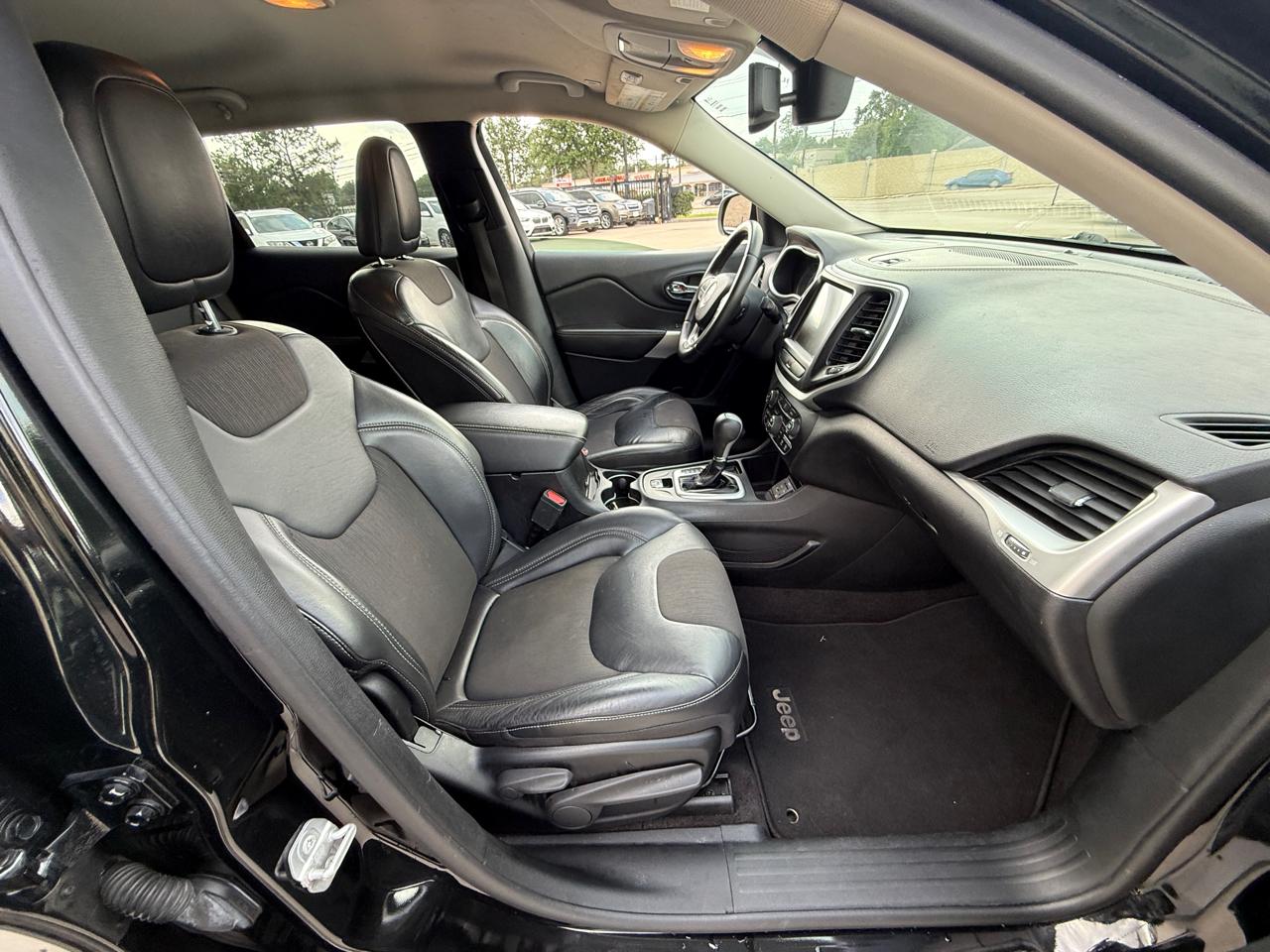 Jeep Cherokee Latitude Plus FWD 2018