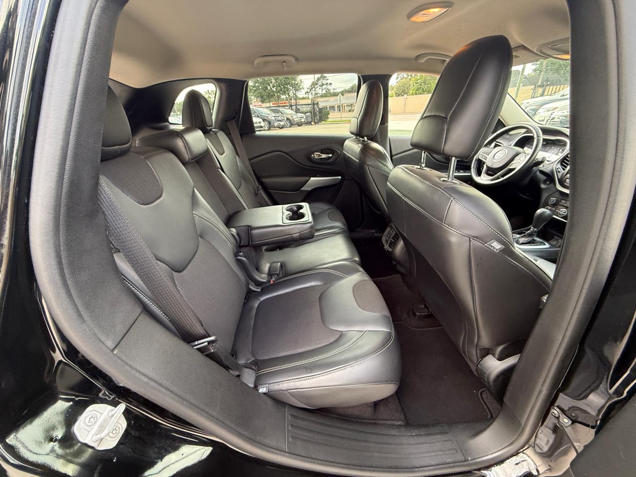 Jeep Cherokee Latitude Plus FWD 2018