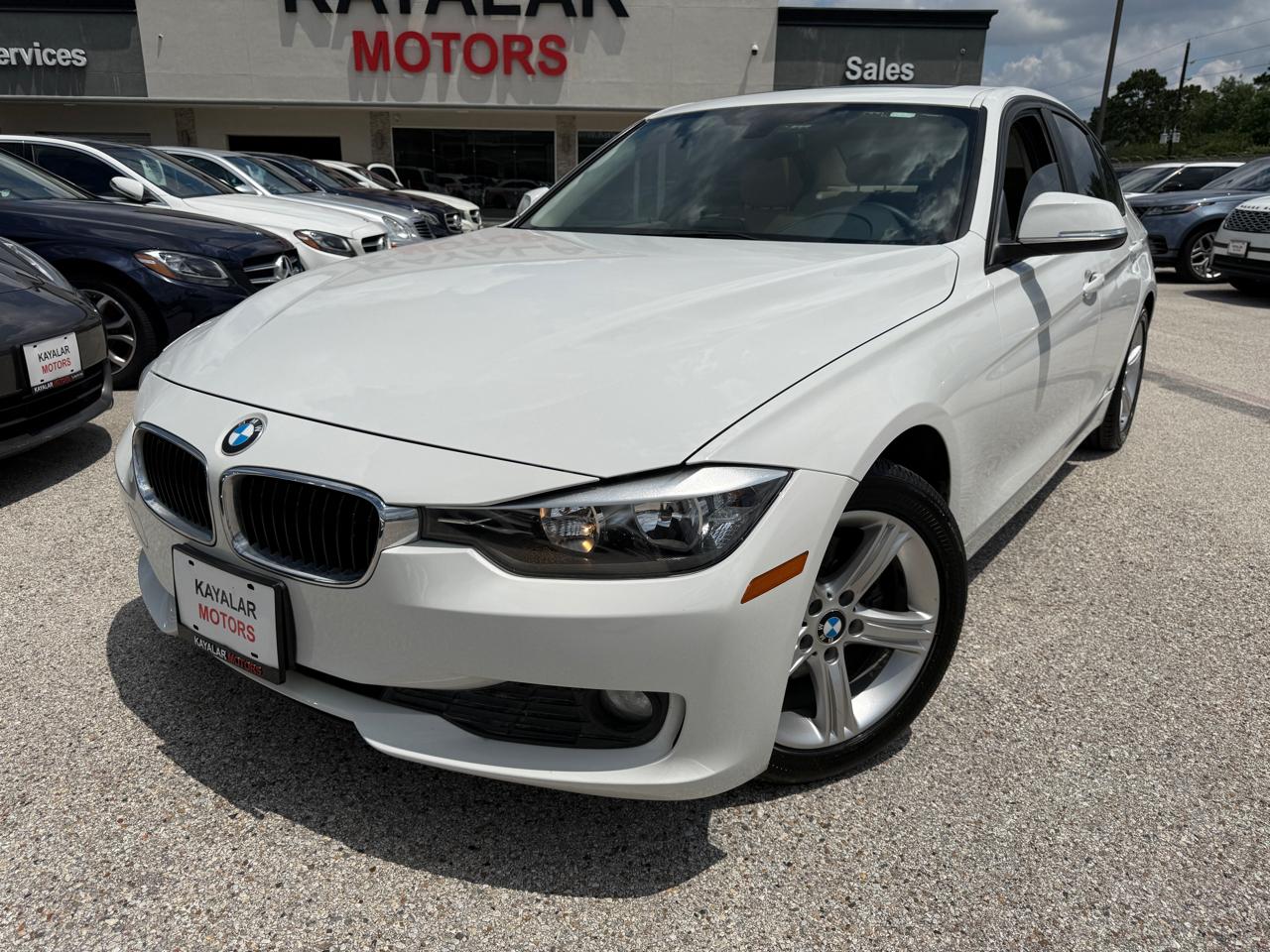BMW 3-Series 320i Sedan 2015