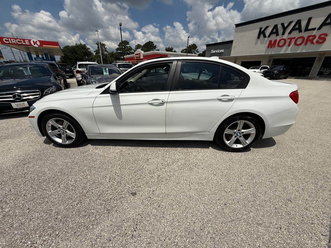 BMW 3-Series 320i Sedan 2015