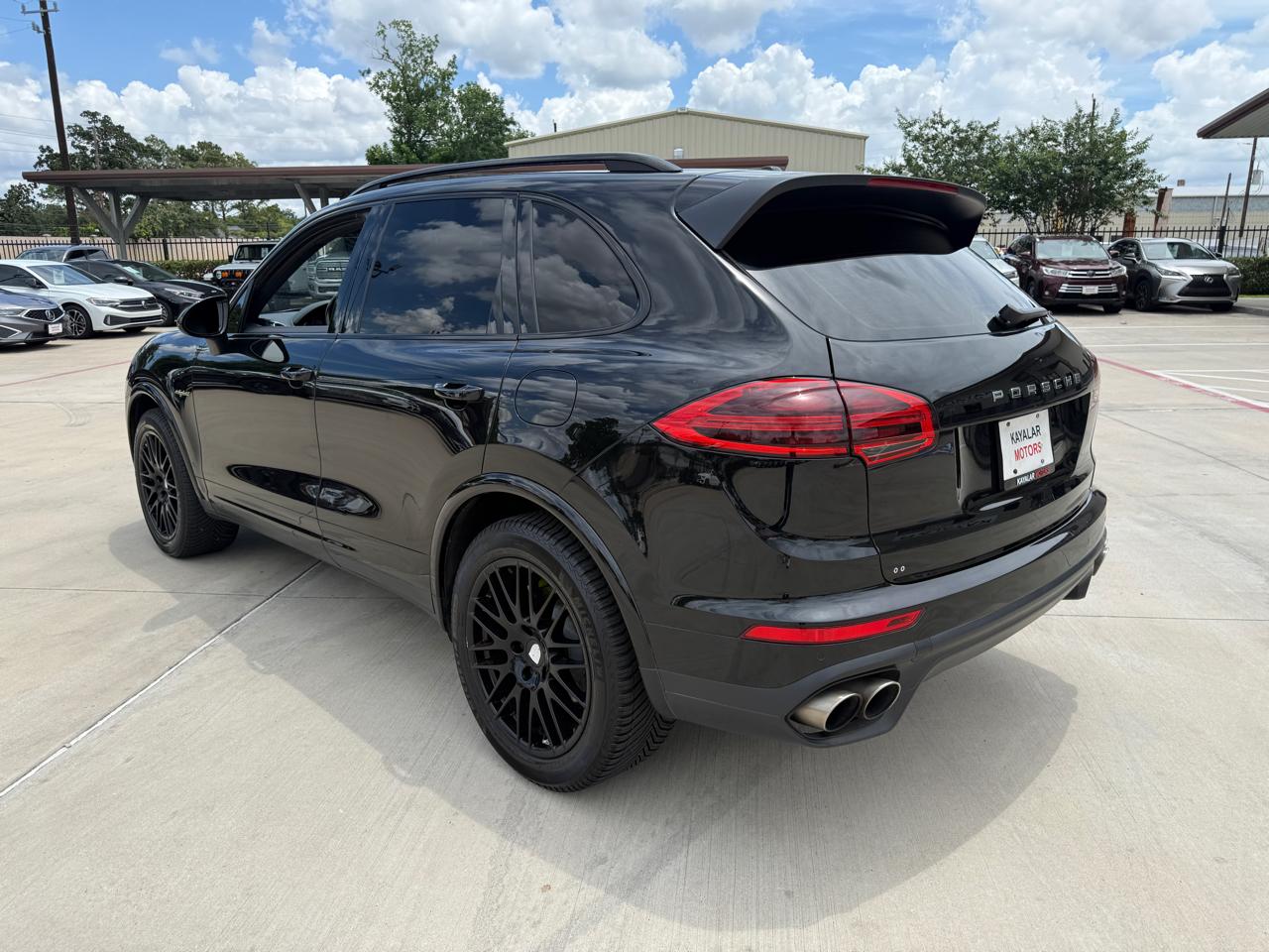Porsche Cayenne Hybrid S 2018