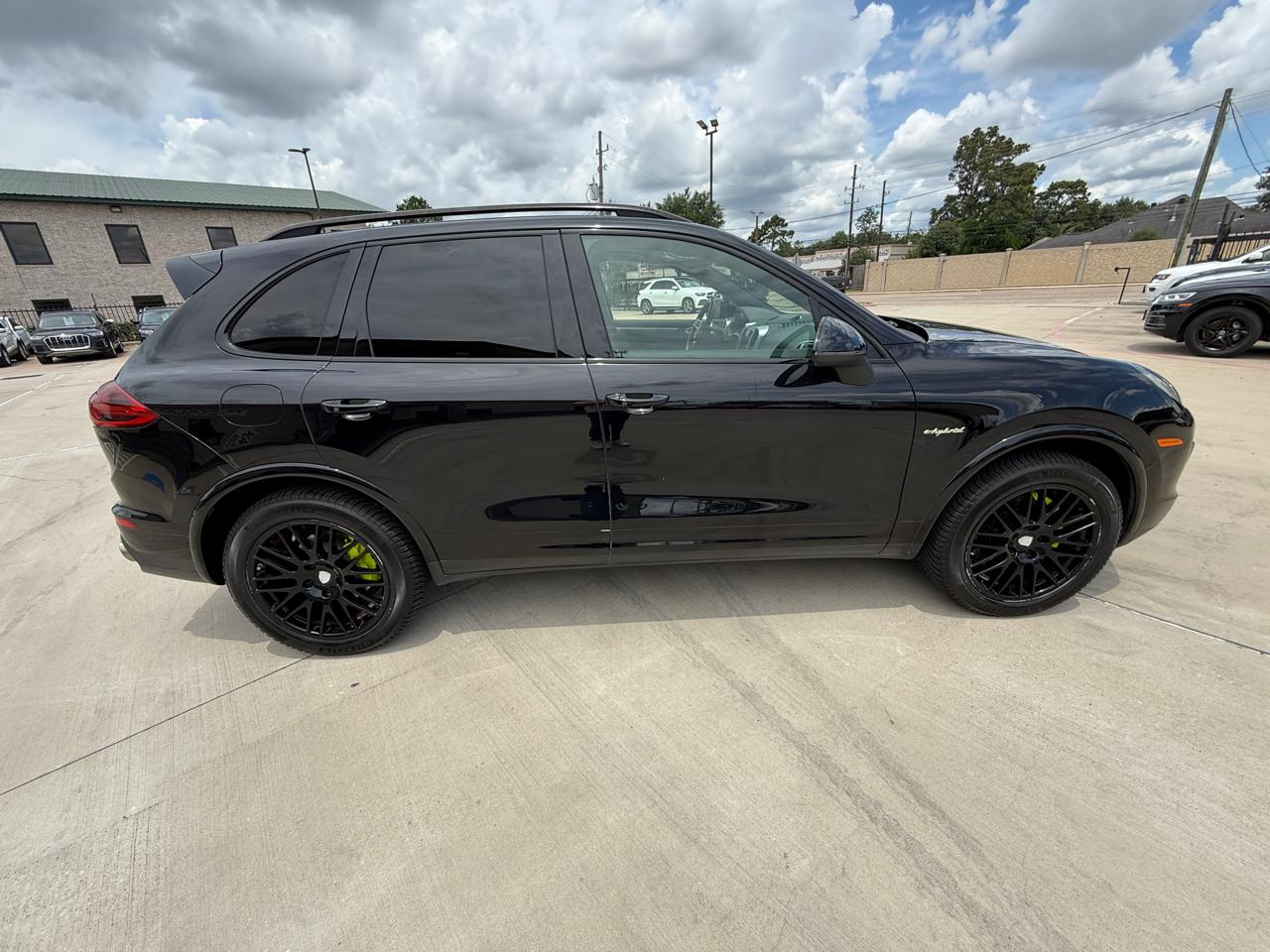 Porsche Cayenne Hybrid S 2018