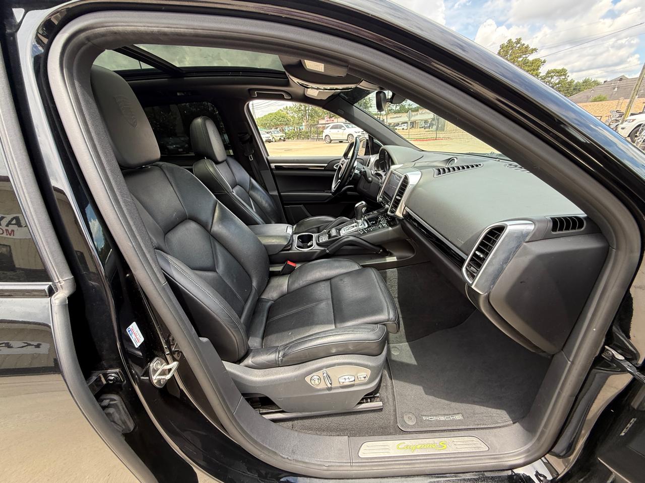 Porsche Cayenne Hybrid S 2018
