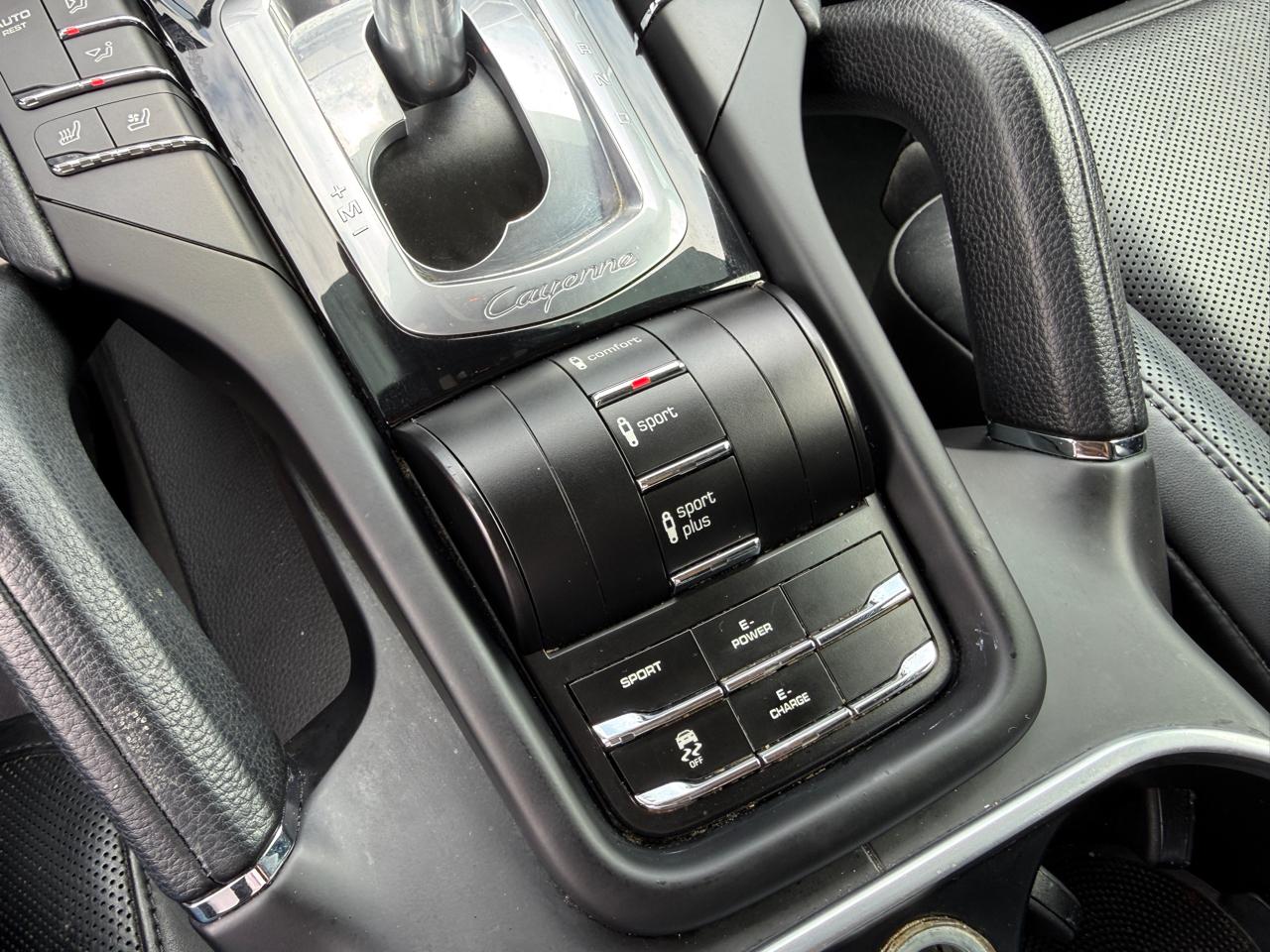 Porsche Cayenne Hybrid S 2018