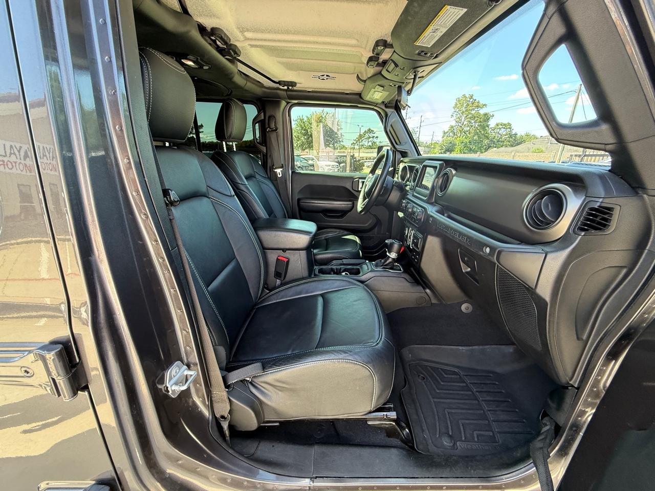 Jeep Wrangler Unlimited Sport 2018