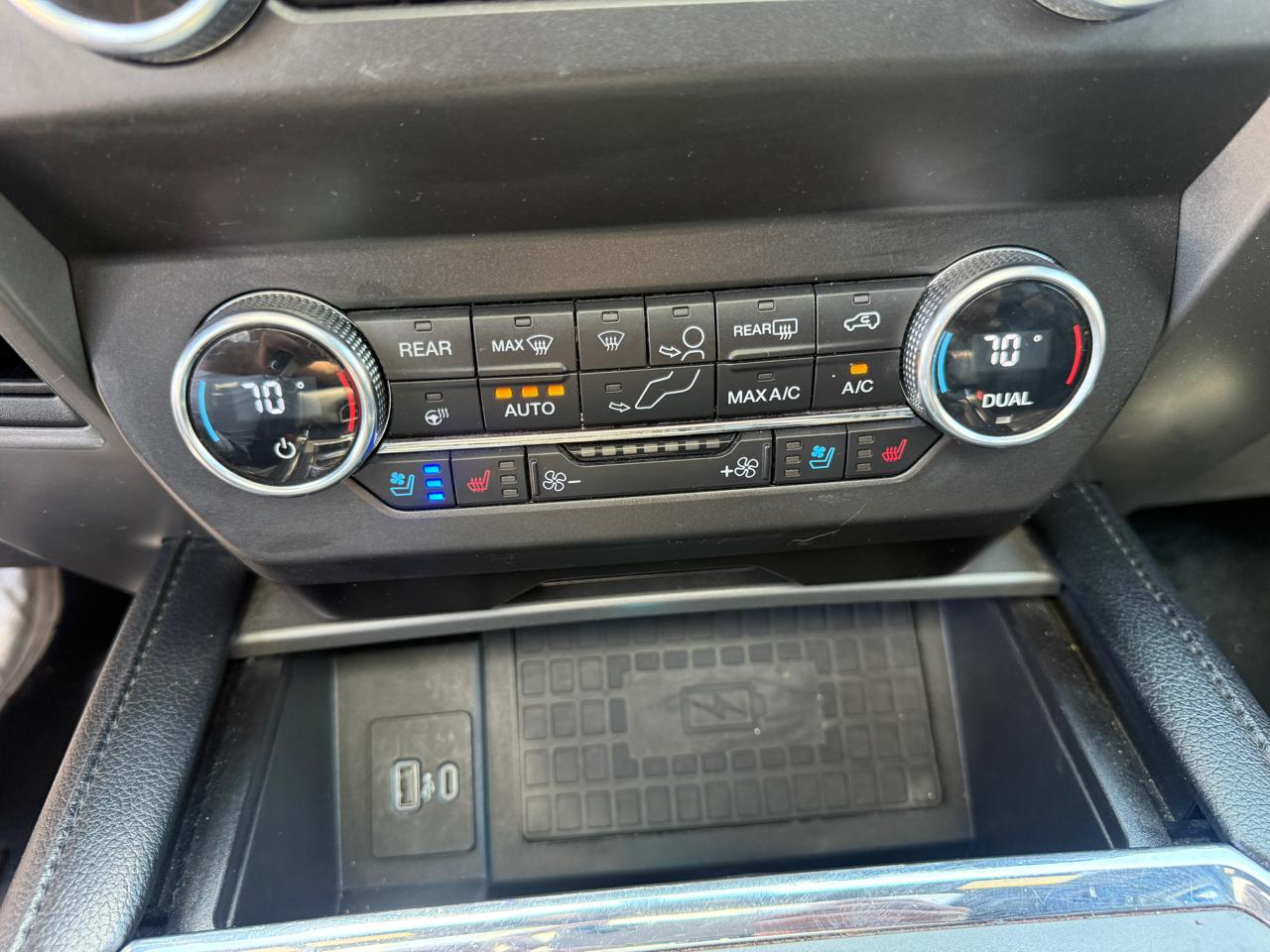 Ford Expedition MAX XLT 2020