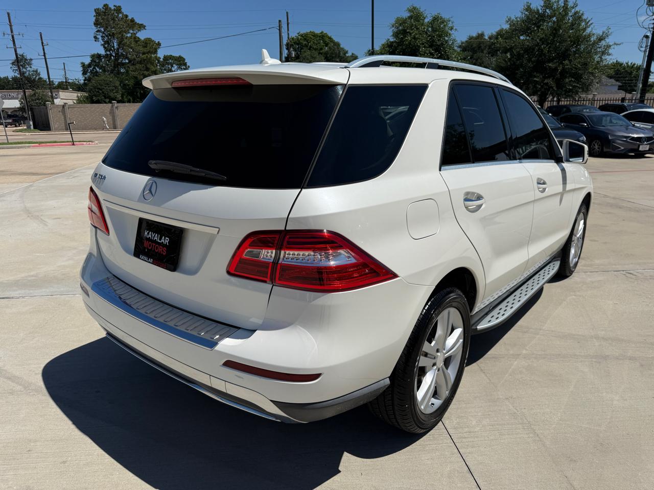 Mercedes-Benz M-Class ML350 4MATIC 2014