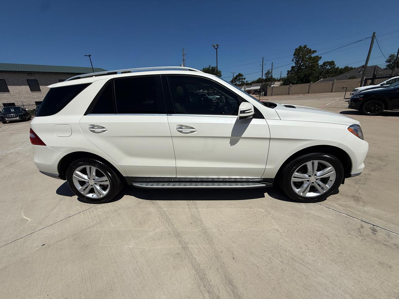 Mercedes-Benz M-Class ML350 4MATIC 2014