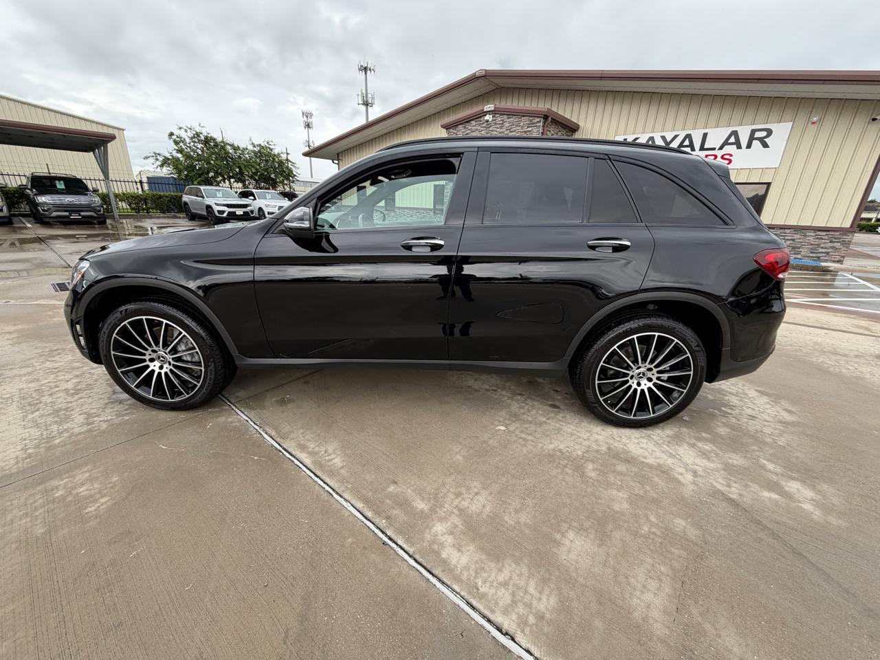 Mercedes-Benz GLC-Class GLC300 2022