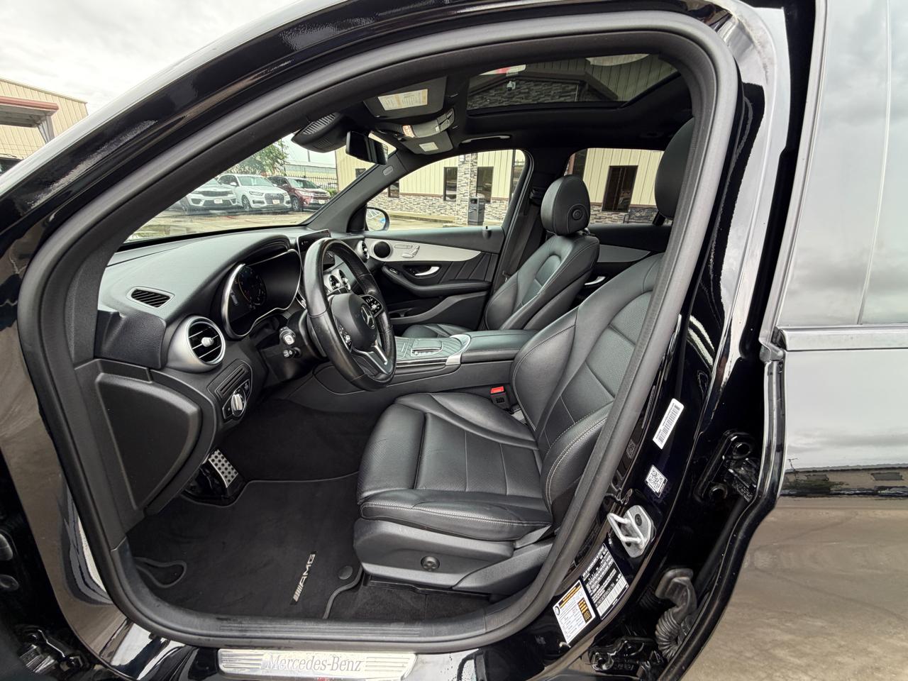 Mercedes-Benz GLC-Class GLC300 2022