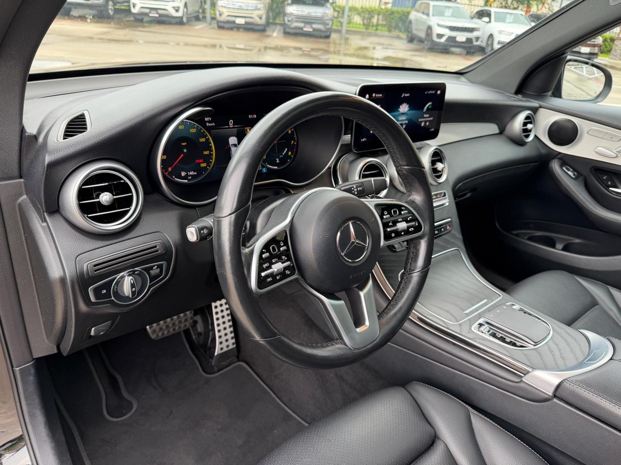 Mercedes-Benz GLC-Class GLC300 2022