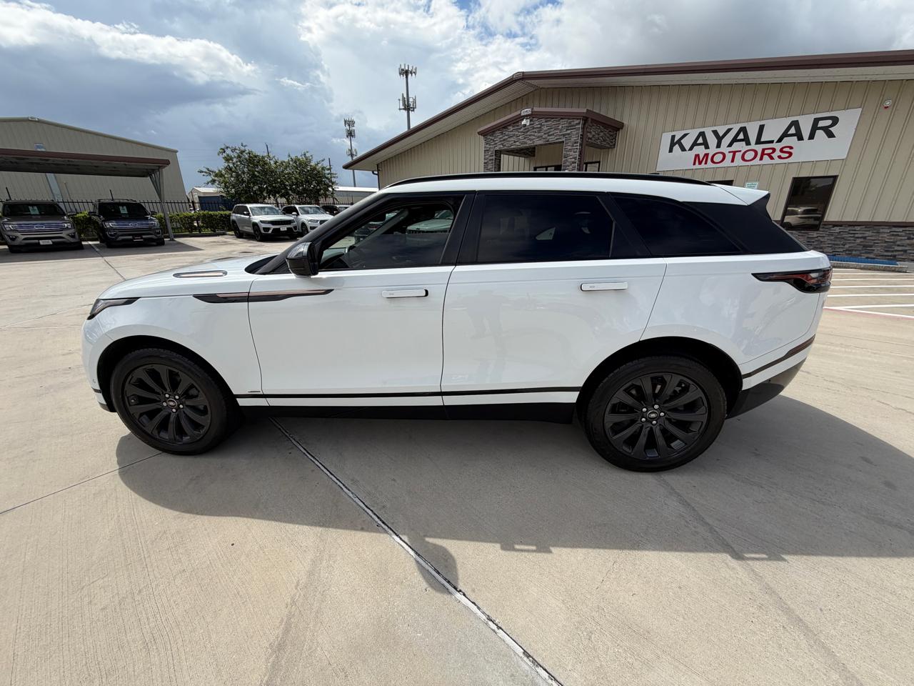 Land Rover Range Rover Velar R-Dynamic SE 2018