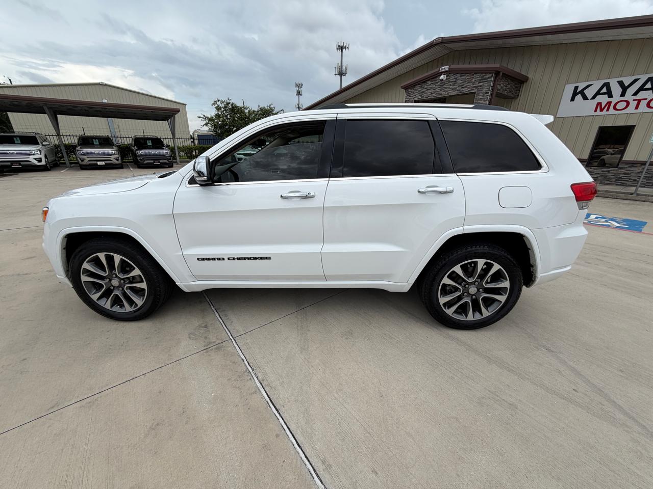 Jeep Grand Cherokee Overland 2WD 2018