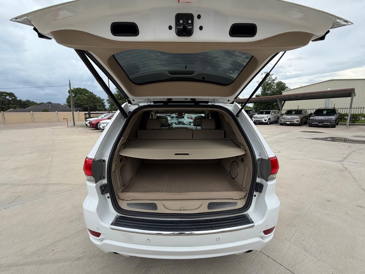 Jeep Grand Cherokee Overland 2WD 2018