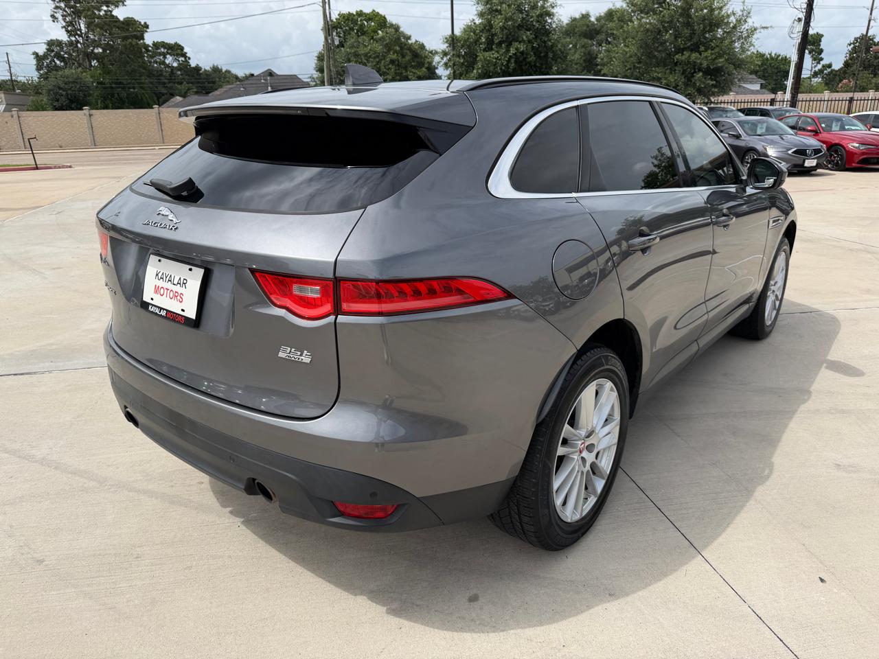 Jaguar F-Pace 35t Prestige 2017