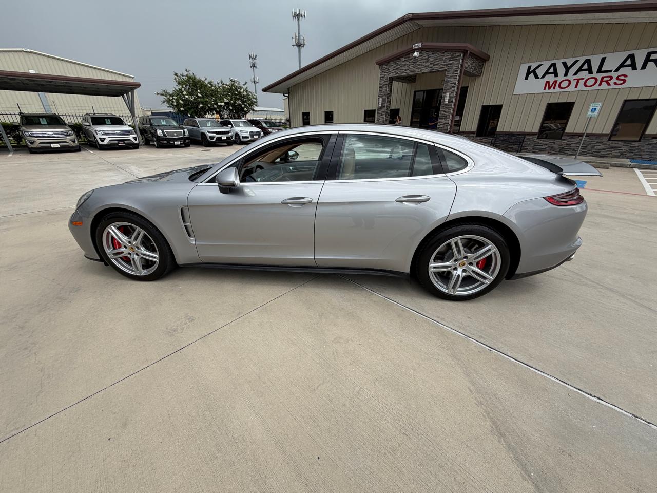 Porsche Panamera Turbo 2018