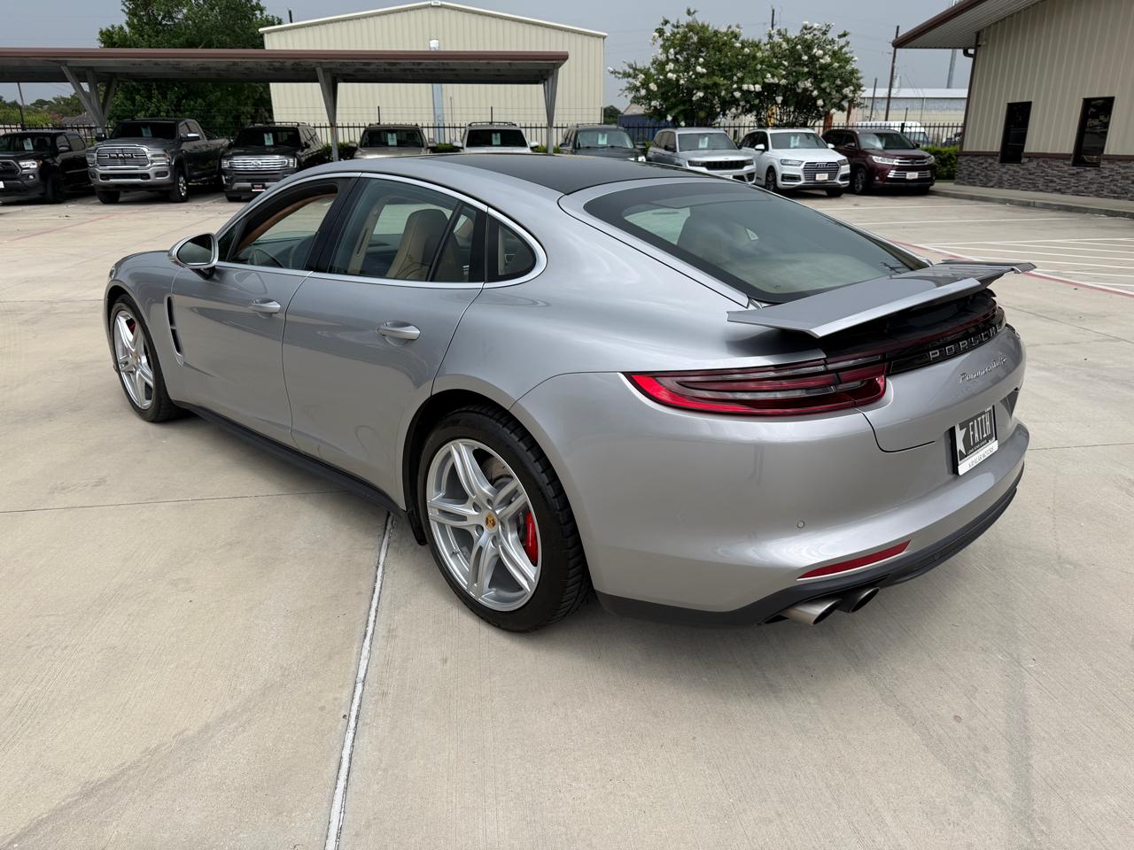 Porsche Panamera Turbo 2018