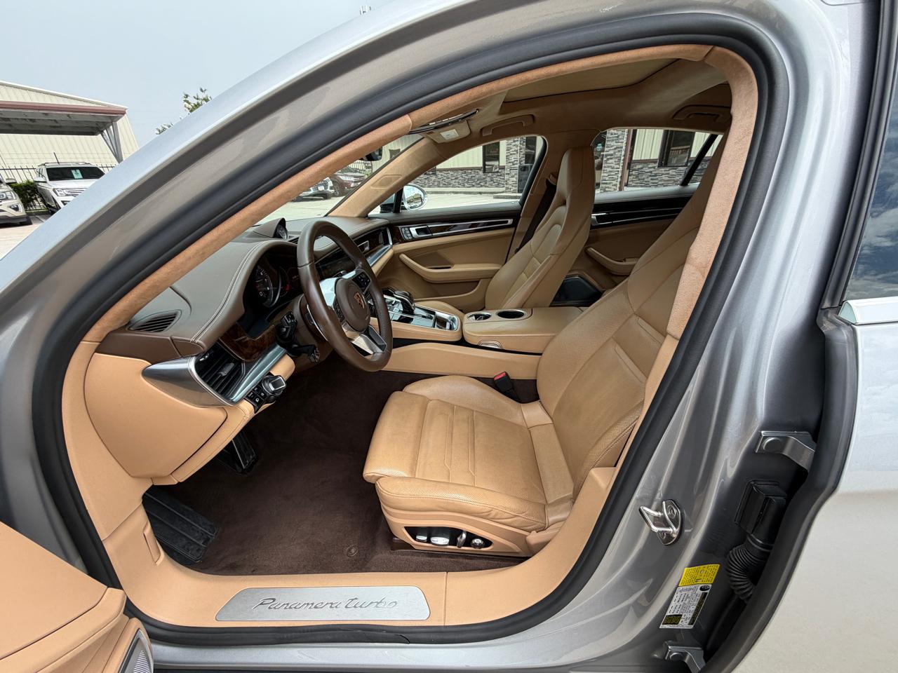 Porsche Panamera Turbo 2018