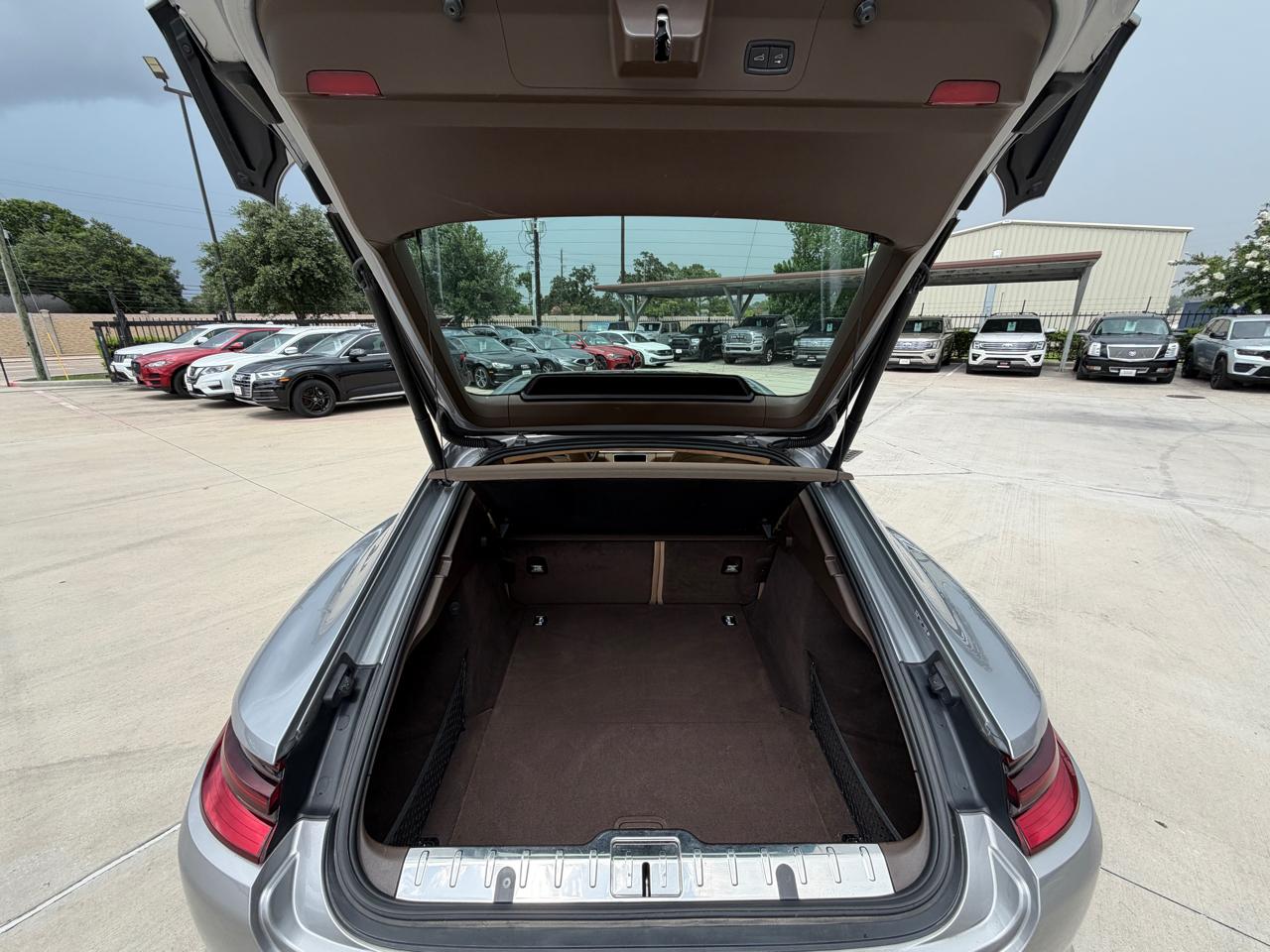 Porsche Panamera Turbo 2018
