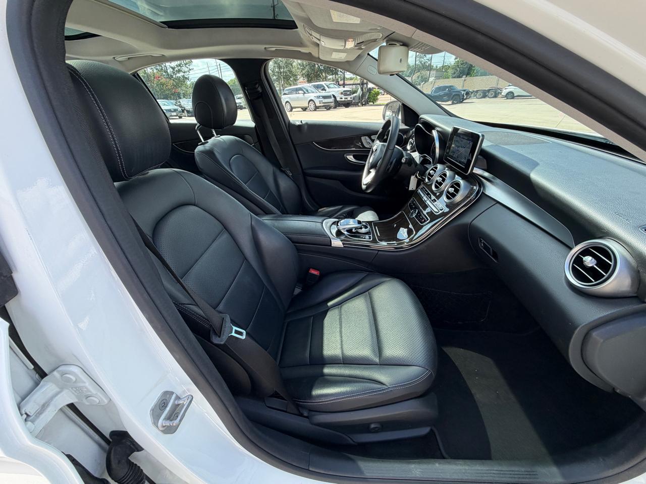 Mercedes-Benz C-Class C300 4MATIC Sedan 2016