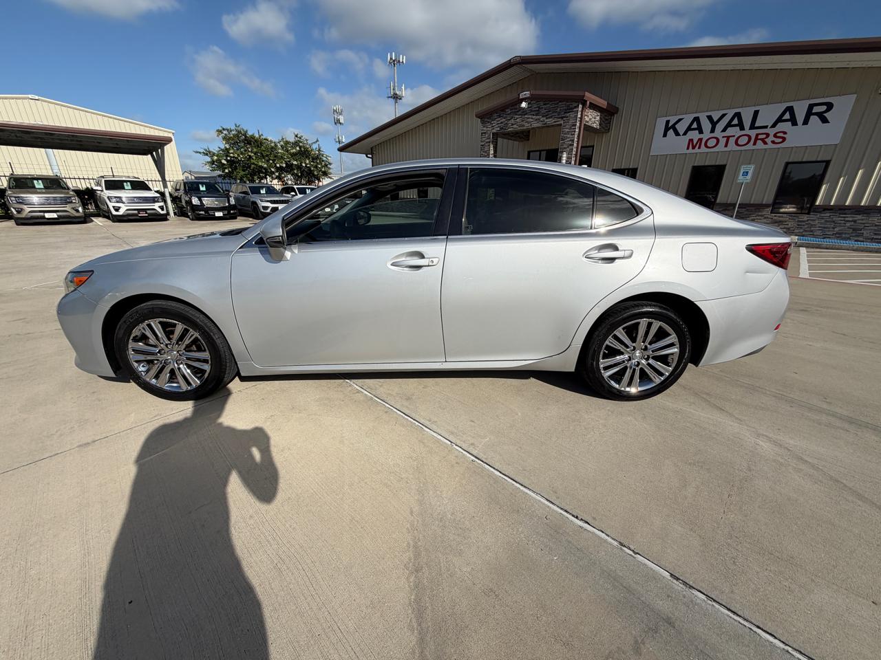 Lexus ES 350 Sedan 2013