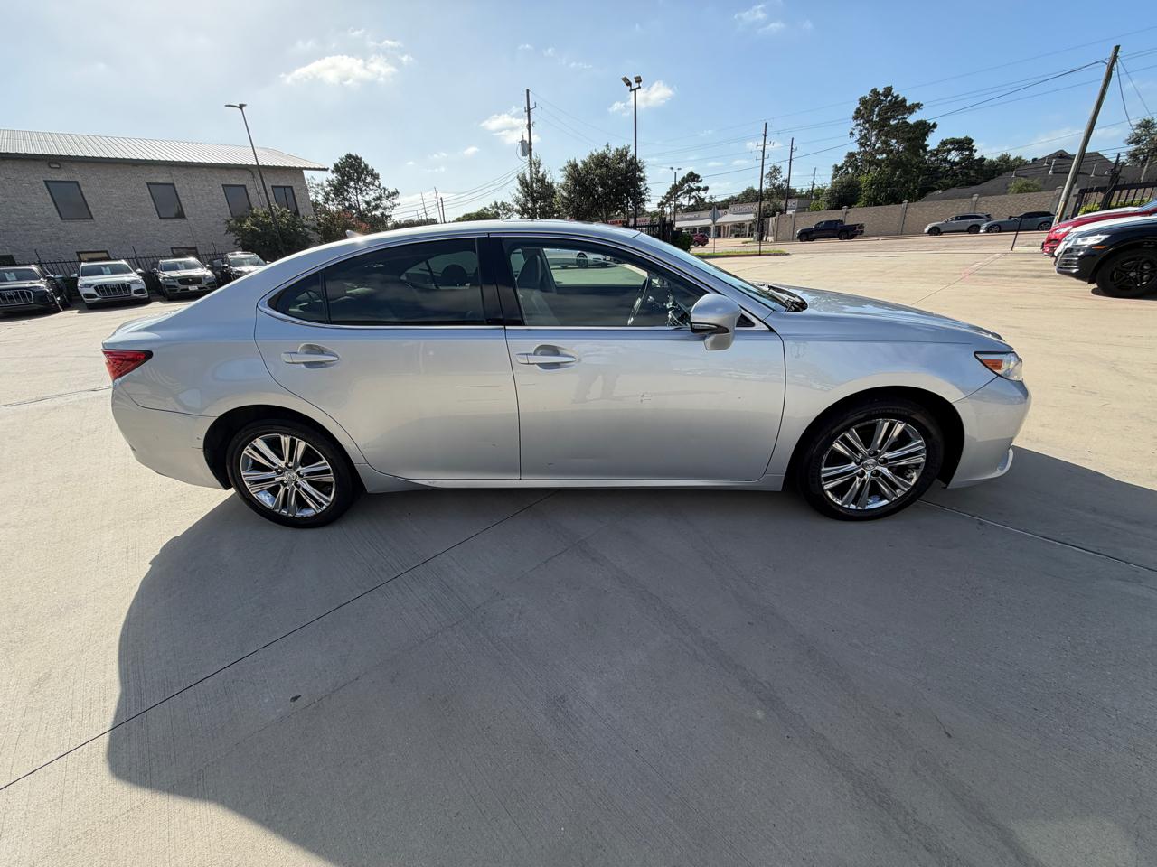 Lexus ES 350 Sedan 2013