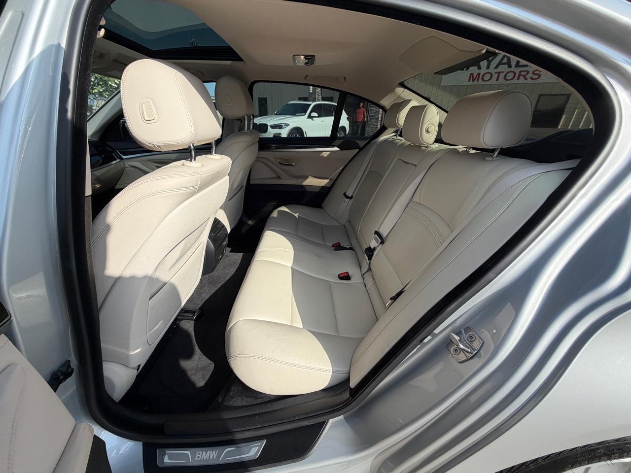 BMW 5-Series 528i xDrive 2015