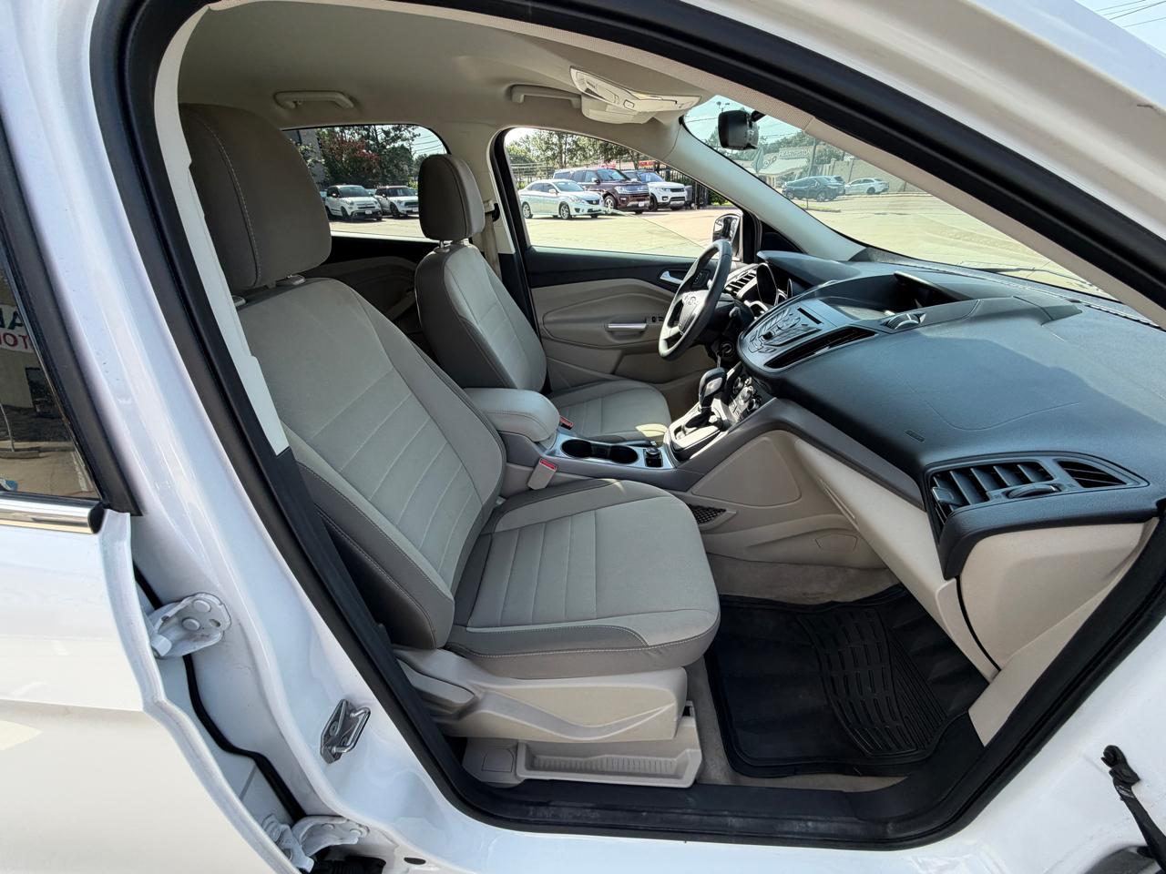 Ford Escape SE FWD 2016