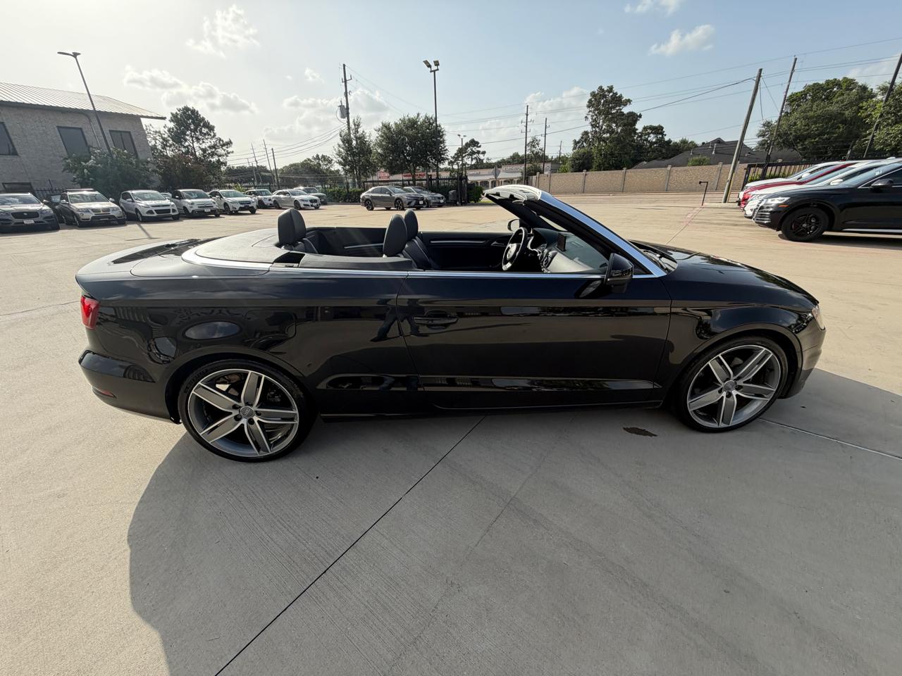 Audi A3 1.8T Premium Plus Cabriolet FWD S tronic 2015