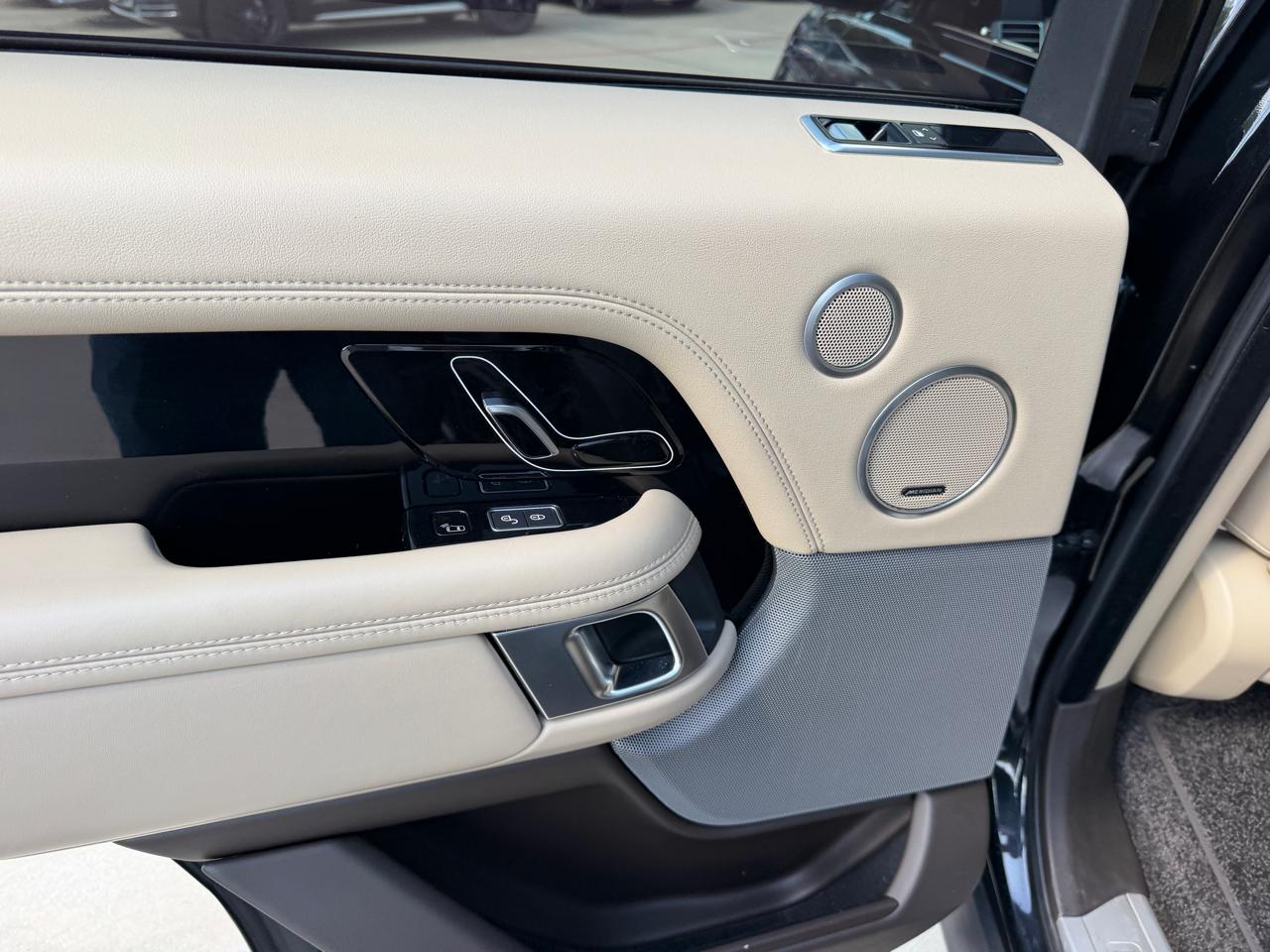 Land Rover Range Rover HSE 2018