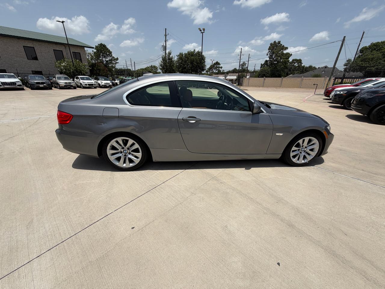 BMW 3-Series 328i Coupe - SULEV 2011