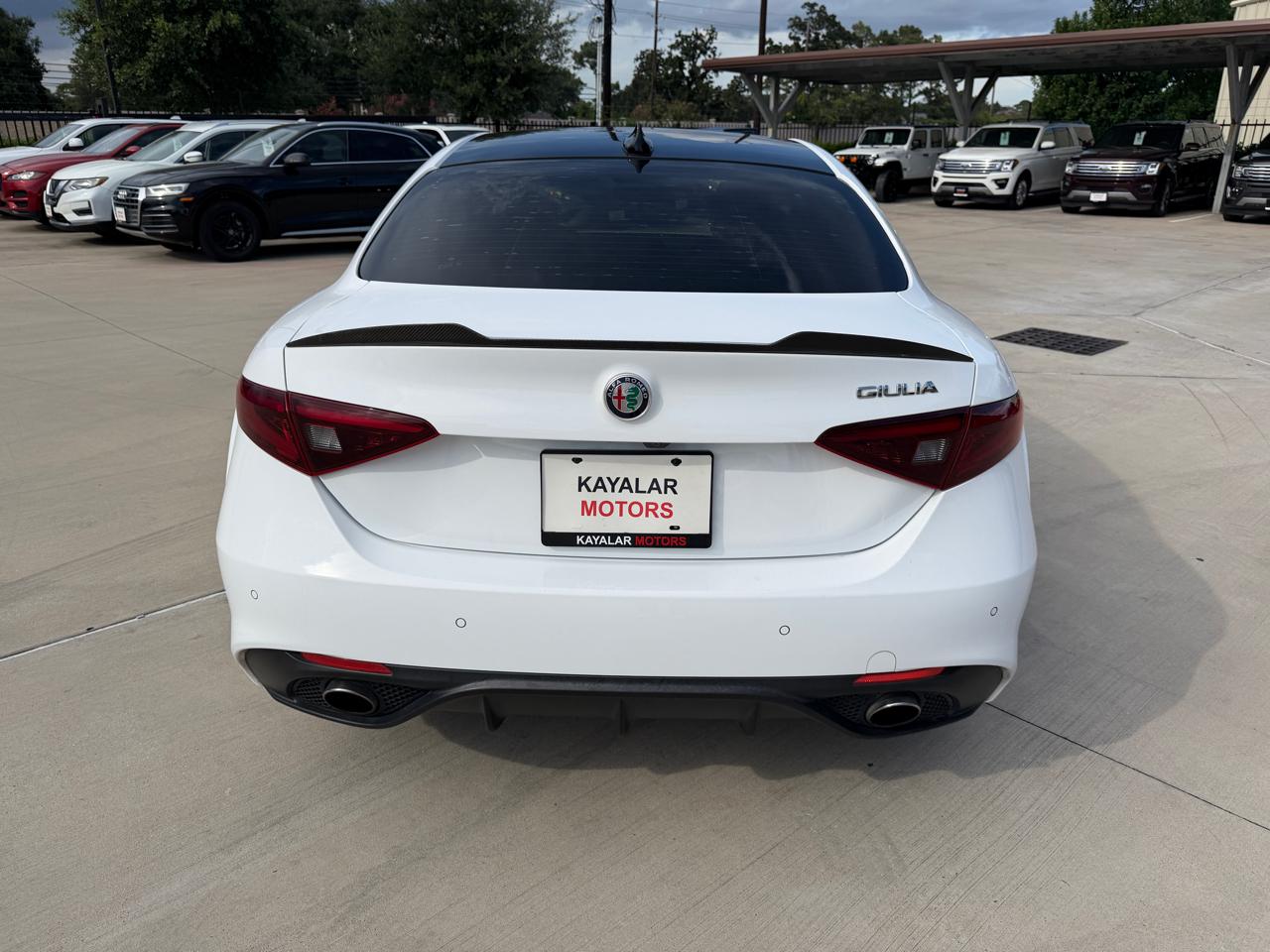 Alfa Romeo Giulia Base 2017