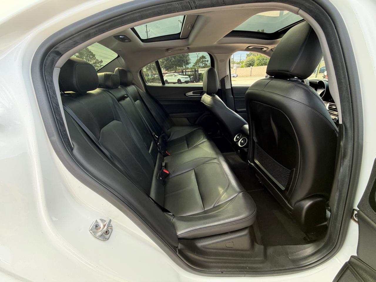 Alfa Romeo Giulia Base 2017