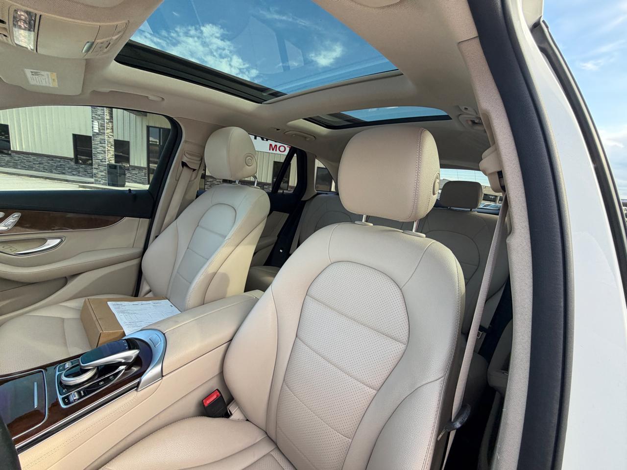 Mercedes-Benz GLC-Class GLC300 2016