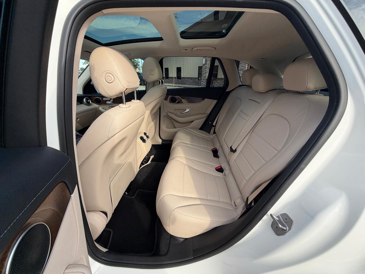 Mercedes-Benz GLC-Class GLC300 2016