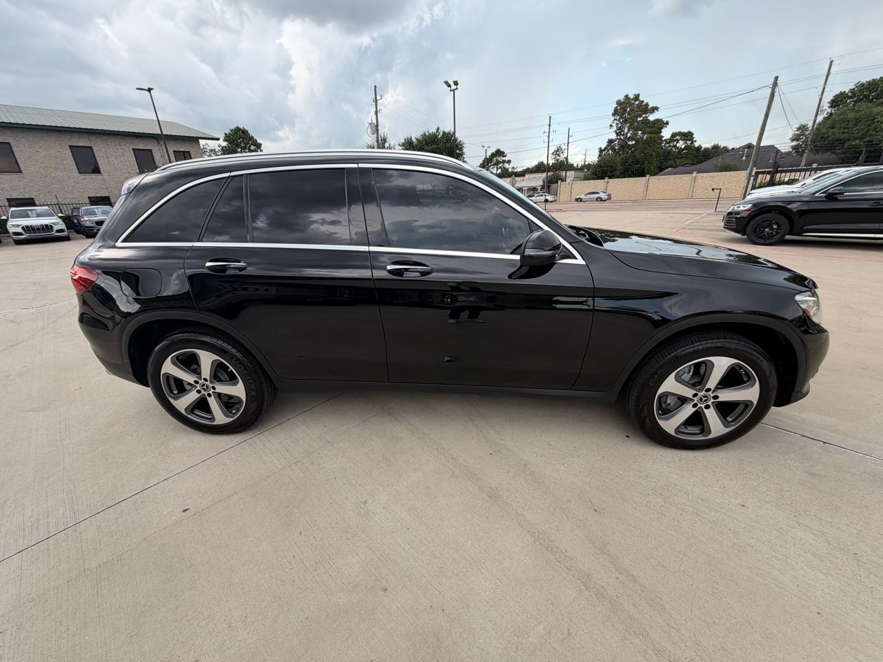 Mercedes-Benz GLC-Class GLC300 4MATIC 2018