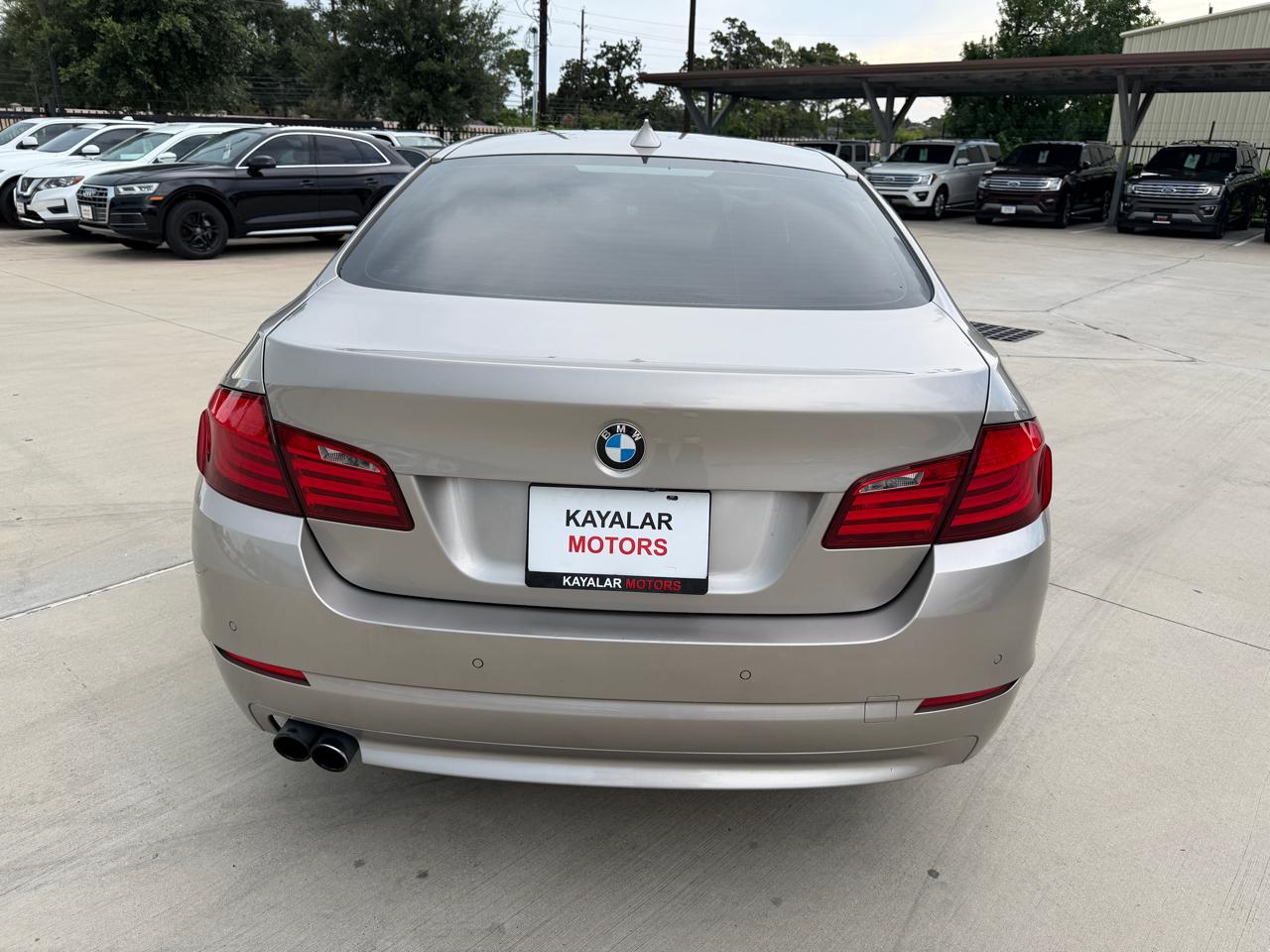 BMW 5-Series 528i 2013