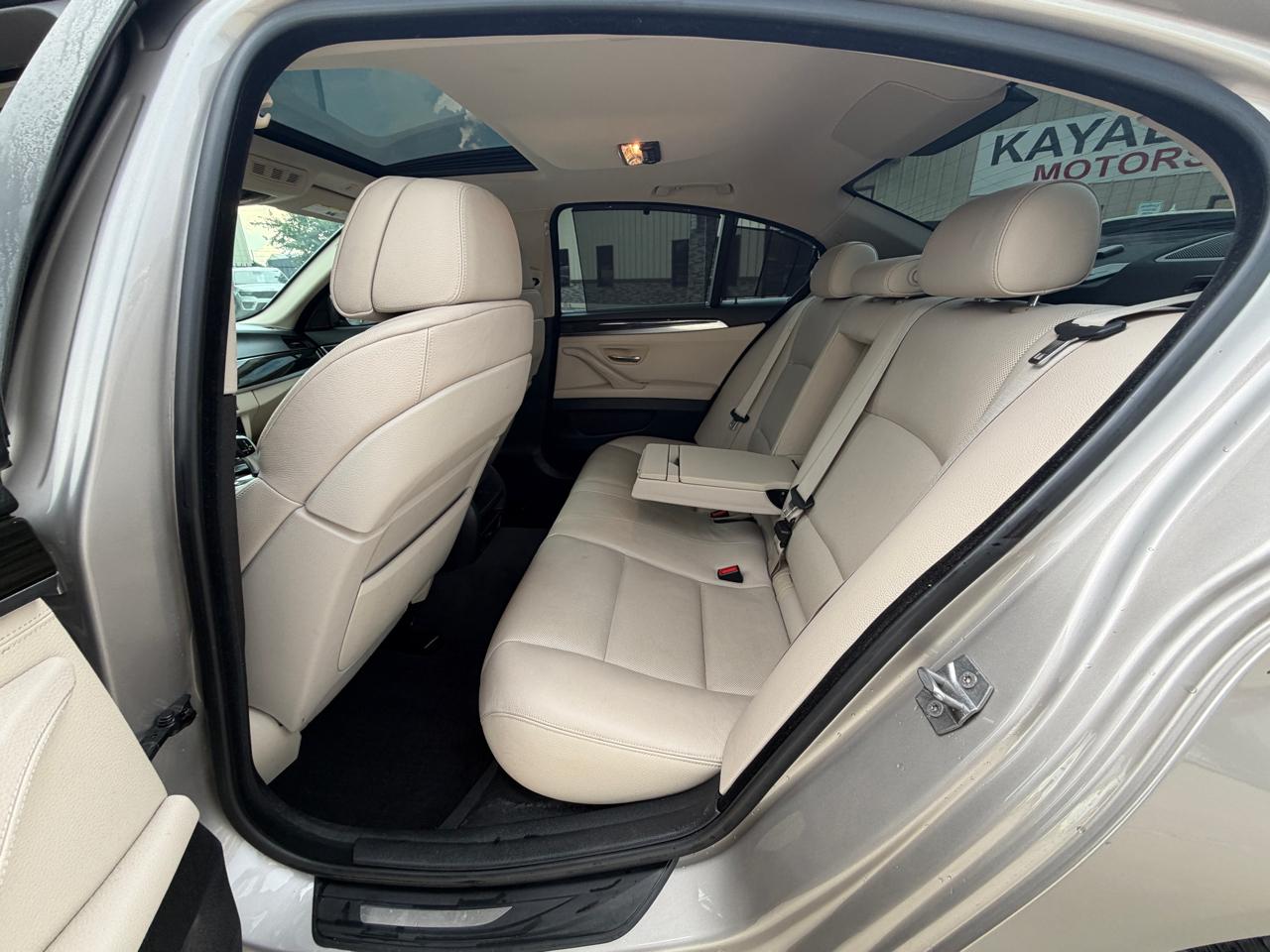 BMW 5-Series 528i 2013