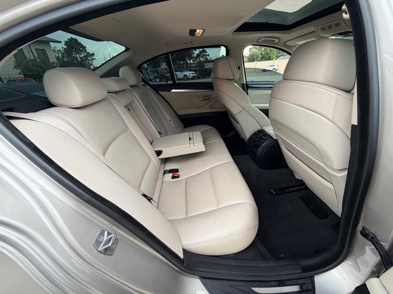 BMW 5-Series 528i 2013