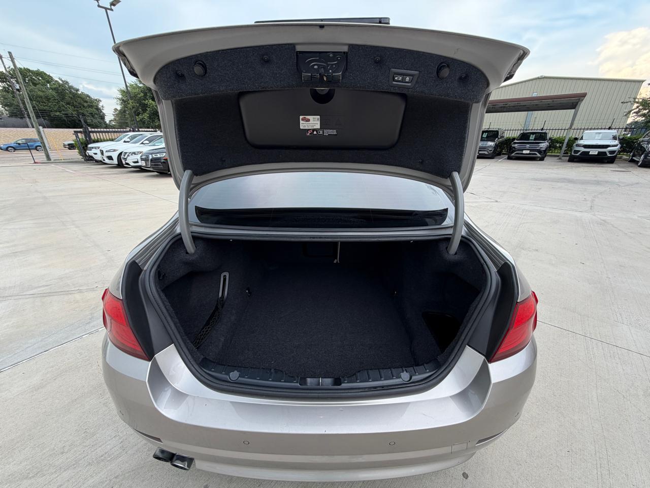 BMW 5-Series 528i 2013