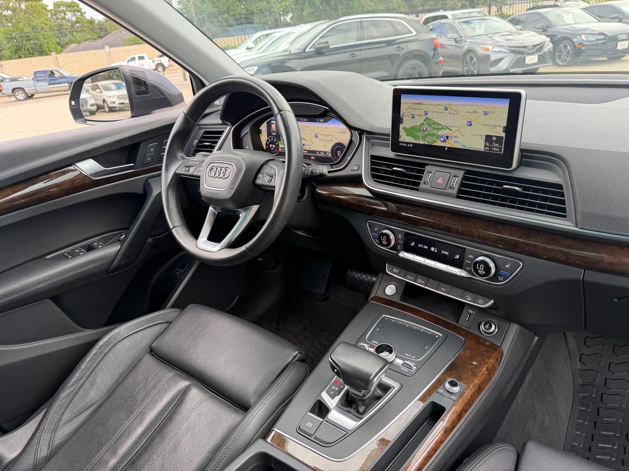 Audi Q5 2.0T Premium Plus quattro 2019