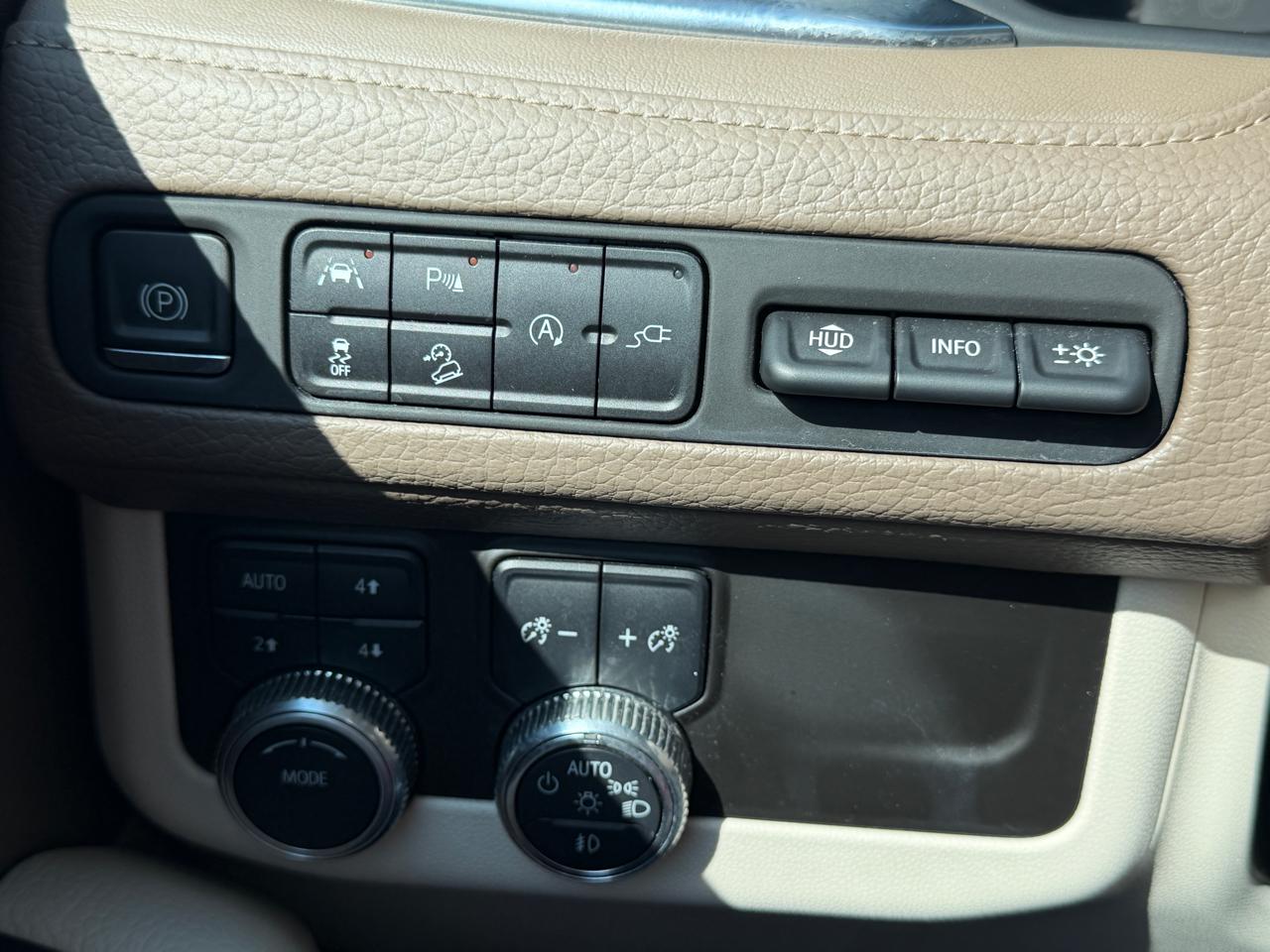GMC Yukon 4WD 4dr Denali 2021