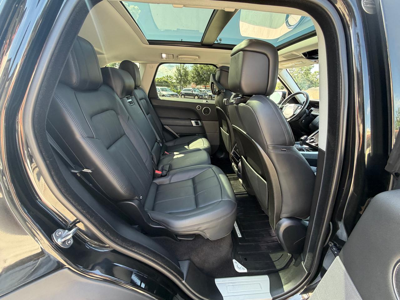Land Rover Range Rover Sport Turbo i6 MHEV HSE 2020