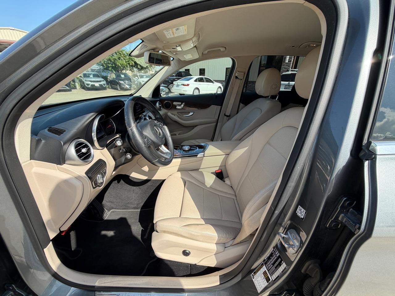 Mercedes-Benz GLC GLC 300 SUV 2017