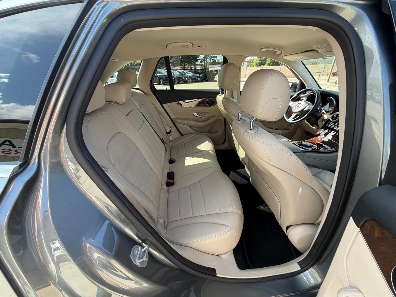 Mercedes-Benz GLC GLC 300 SUV 2017