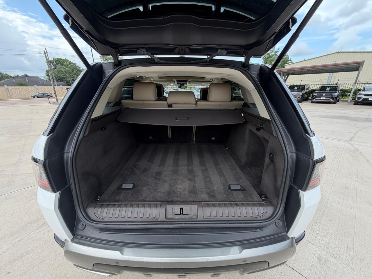 Land Rover Range Rover Sport Turbo i6 MHEV HSE 2020